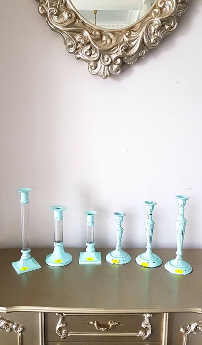 Sfeșnic vechi din metal și plexic