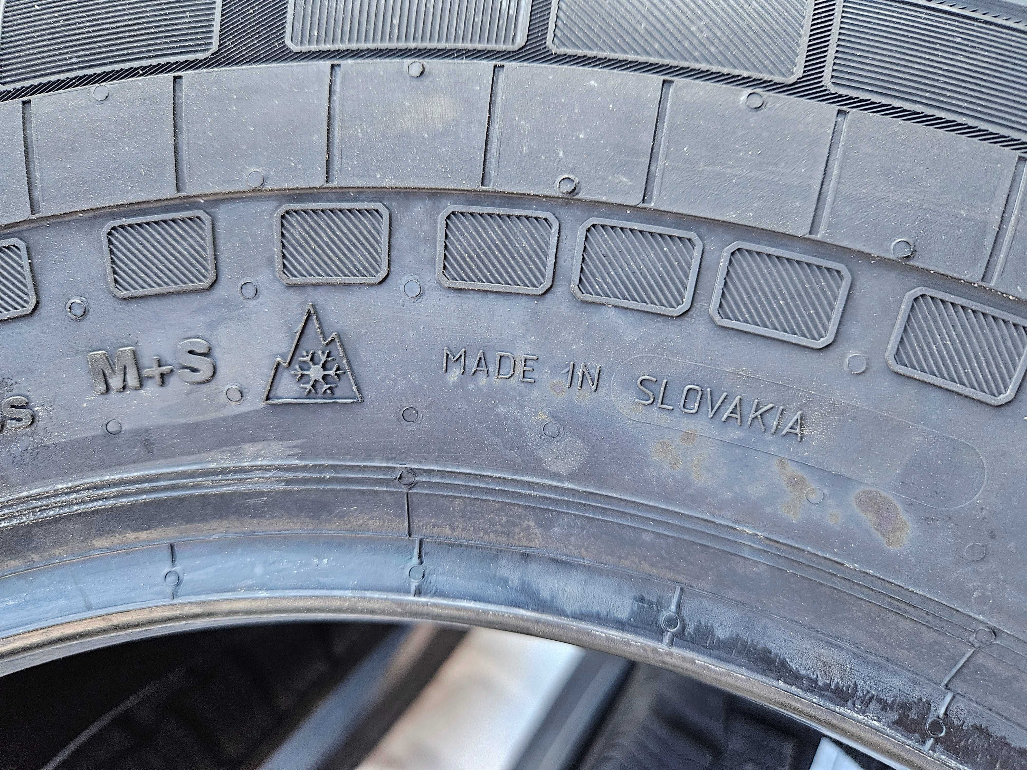 Нови бусови гуми 235/65R16C Continental FourSeason 2 115R 300лв. с ДДС