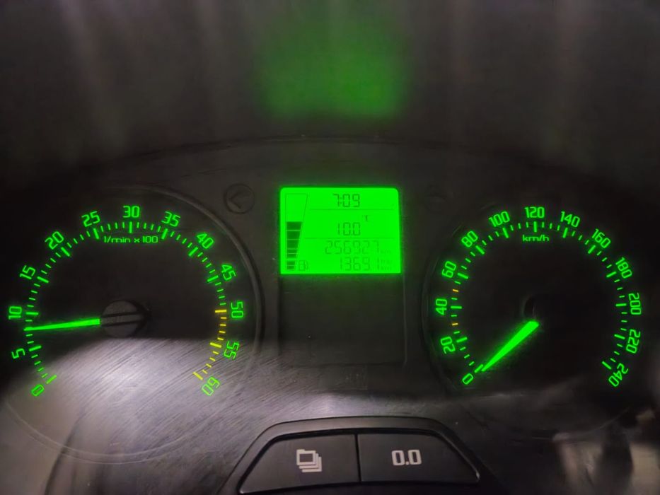 Skoda Fabia Hatchback 2011 Euro 5 / 1.6 Diesel stare foarte buna