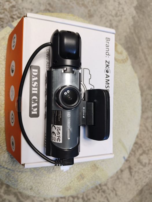 Продам видеорегистратор на 2 камеры