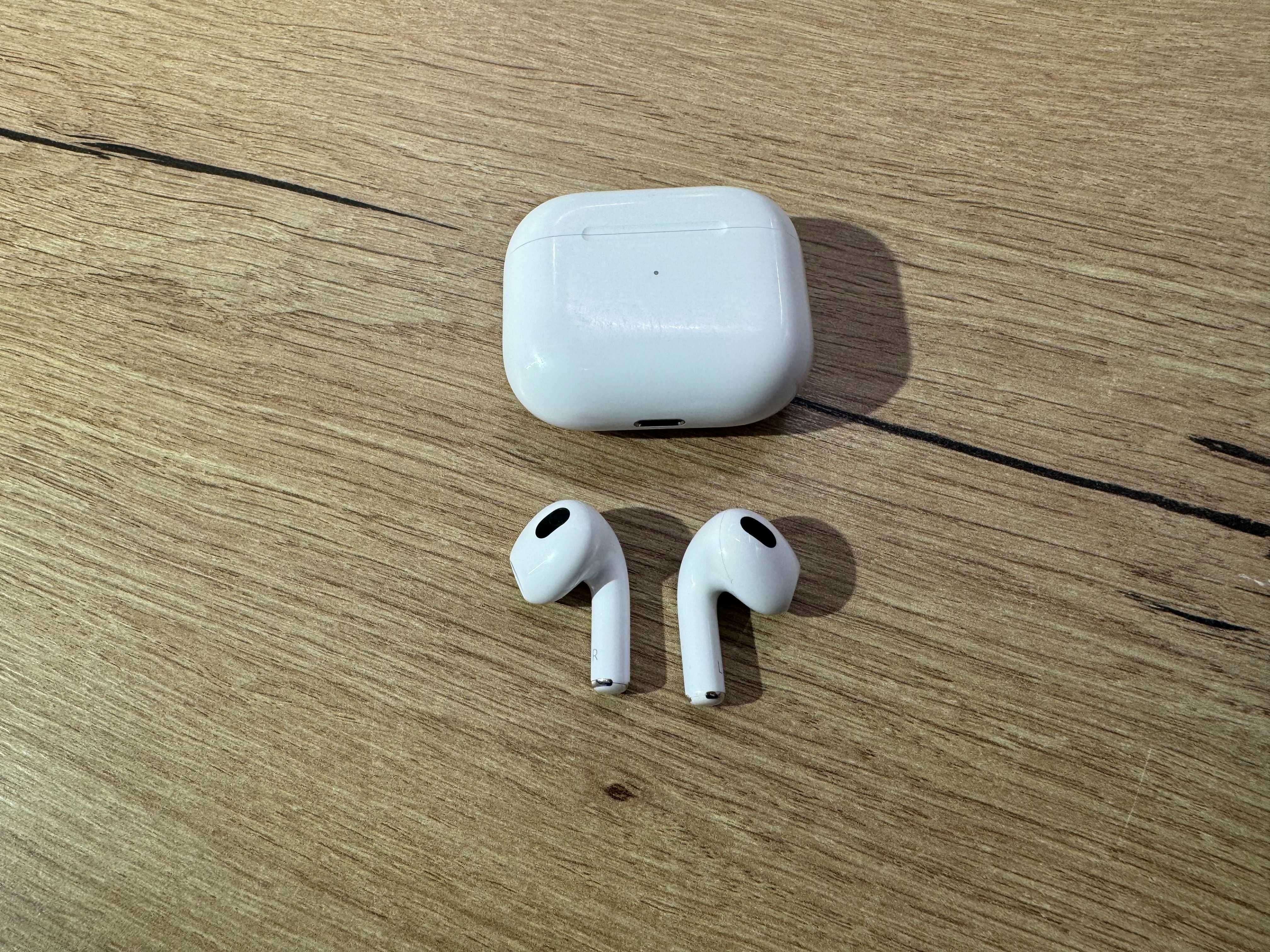 Apple AirPods (3rd Gen 2021) | Factura & Garantie |