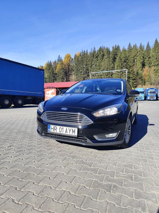 Ford Focus Vând Ford Focus 1.5