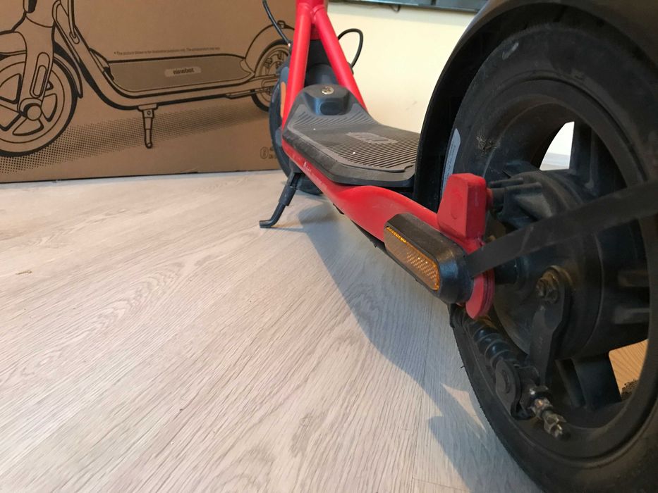 Електрическа тротинетка Ninebot by Segway D28E