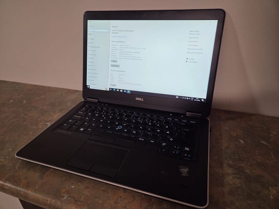 Laptop-uri i3 / i5 / i7