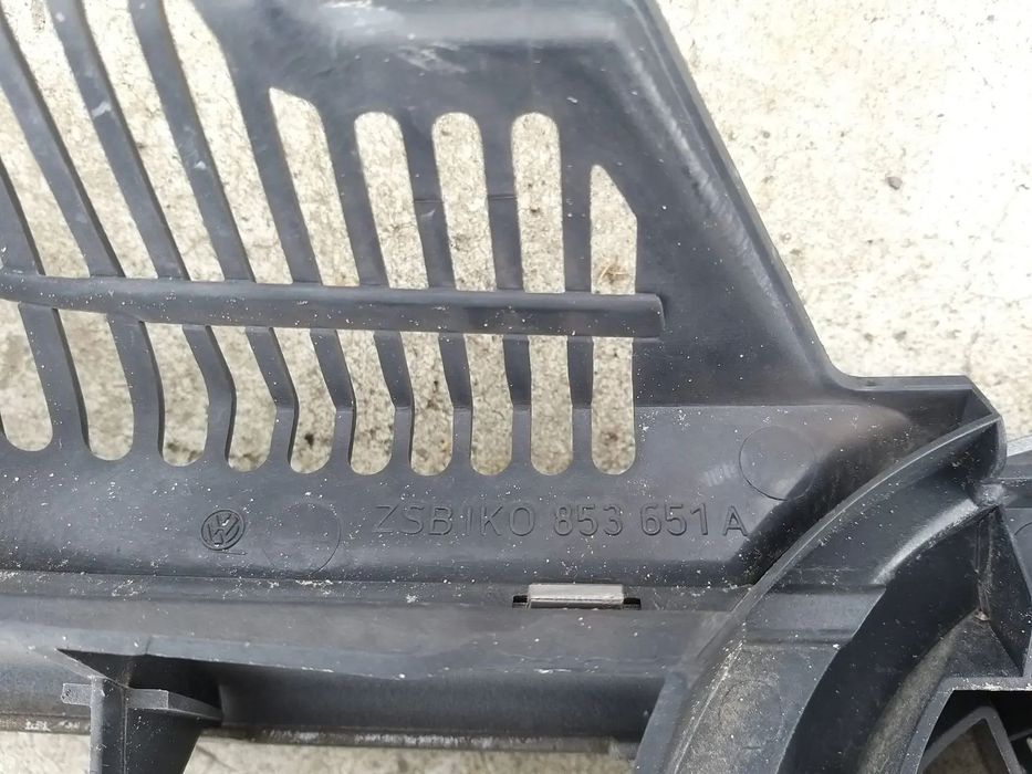 Grila fata emblema vw golf 5 1k 1k0853651a 1k0853655
