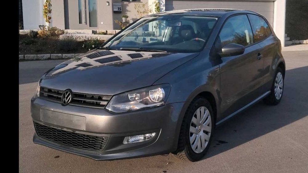 Продава се само на части VW POLO 6R 2011 година 1.6 TDI