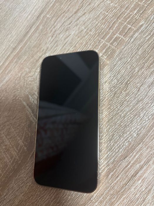 Телефон iPhone 13 Pro