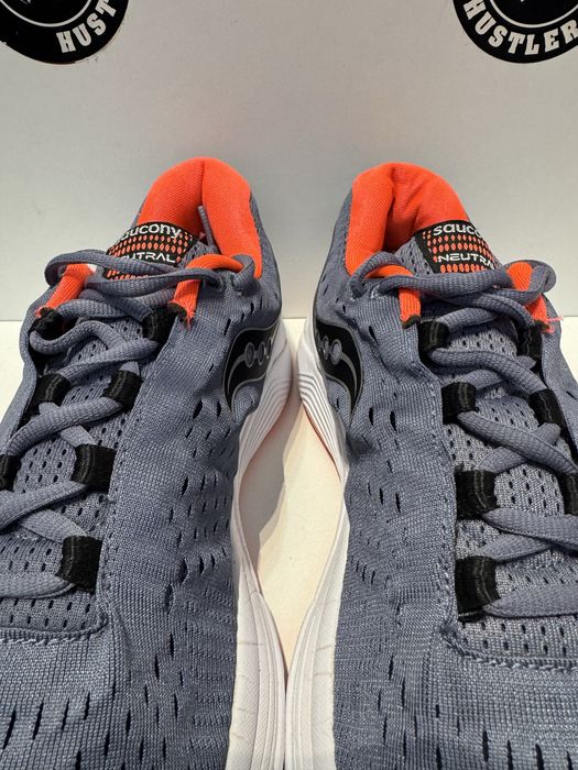 Маратонки SAUCONY JAZZ.Номер 45