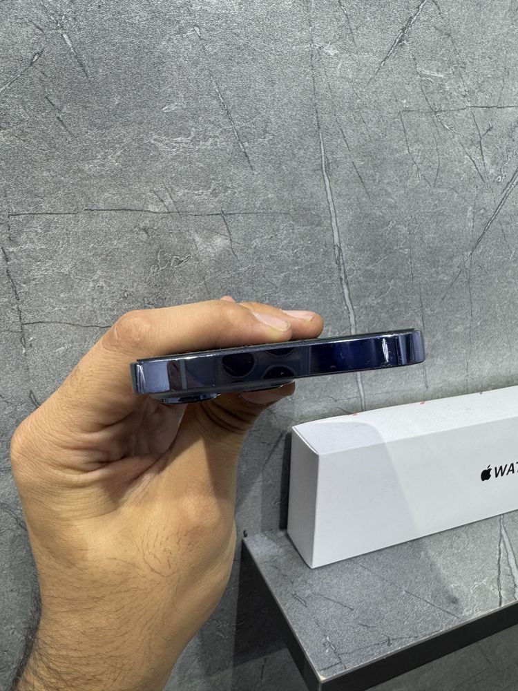 Iphone 13 pro sierra blue