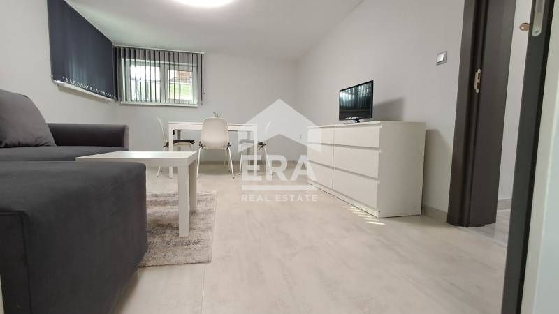 Дава се под наем Тристаен апартамент в Аксаково - 85 кв.м за 455 € - Снимка #3