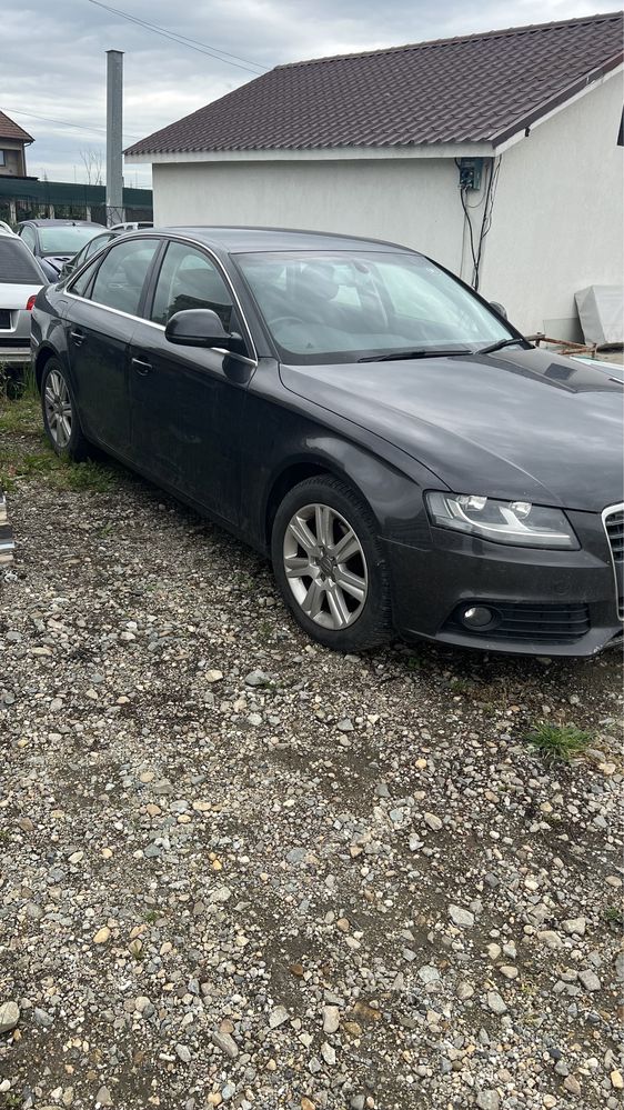 Aripa stanga-dreapta audi a4 b8