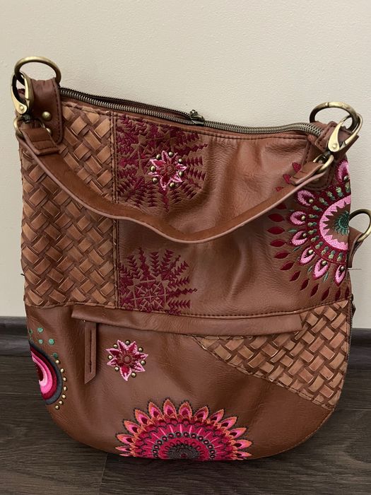 Desigual дамска чанта