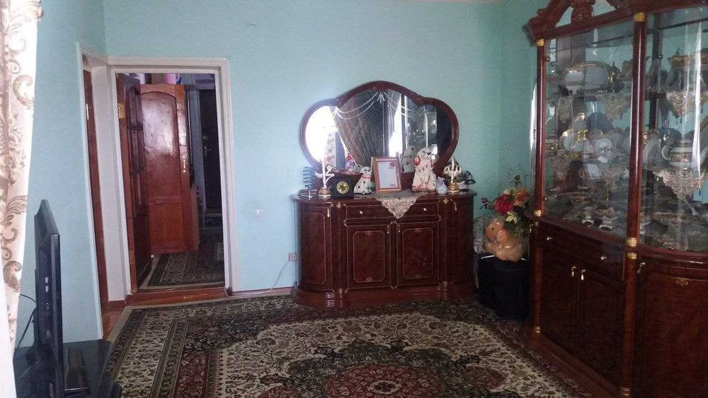 Продается 2/2/4 квартира галерейка метро Ташкент 1 остановка (Узбум)