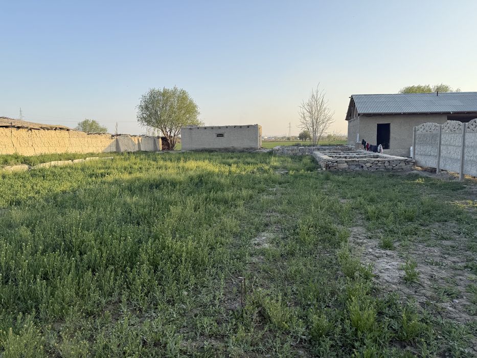 Yer joy uchaskasi sotiladi