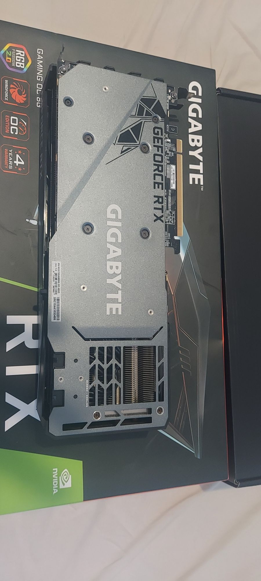 Продавам видео карта GEFORCE RTX 3070 GIGABYTE.