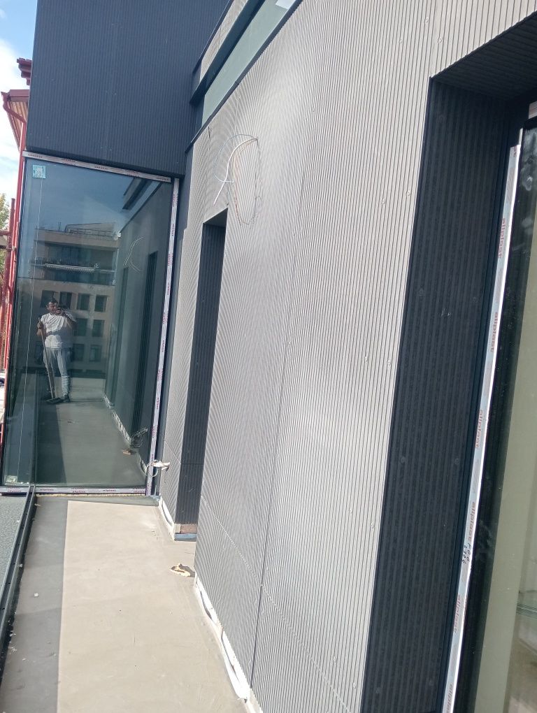 Fațade ventilate placate  cu alucobond , fibrociment,ceramica, hpl