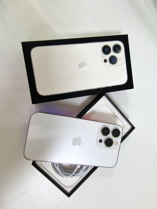 Apple IPhone 13 Pro Max 256 gb Айфон 13  состояние нового