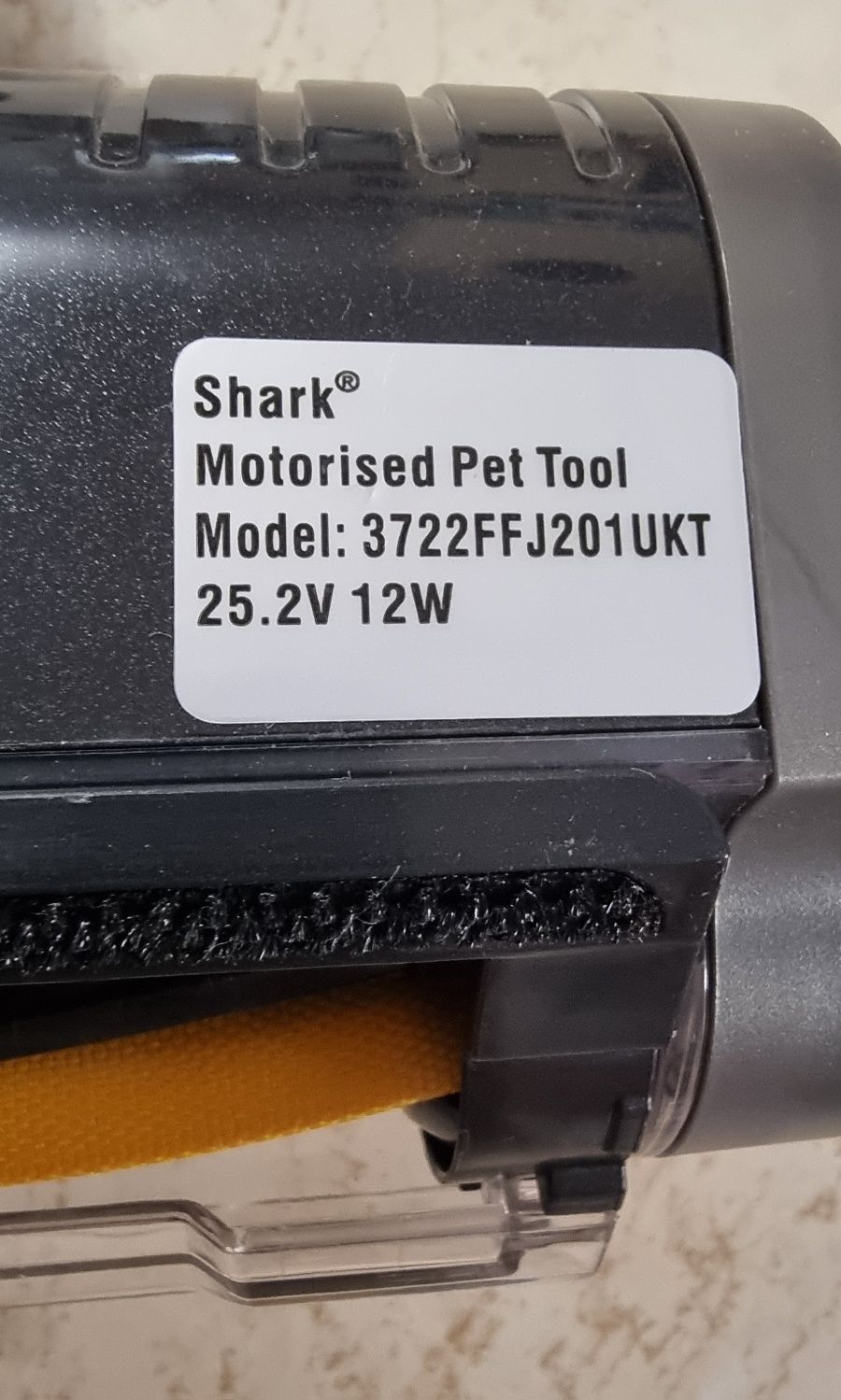 Прахосмукачка Shark IZ201