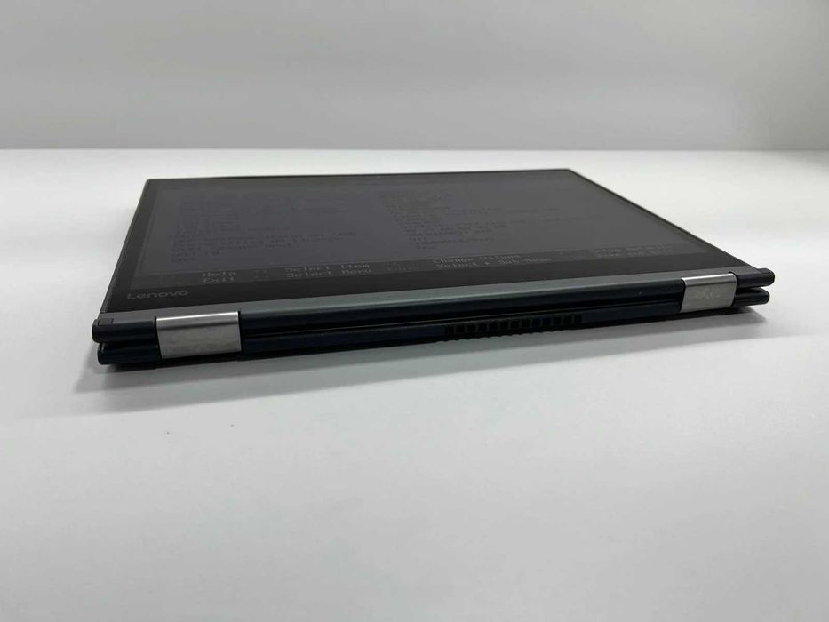 Laptop SH Lenovo Yoga 370 i5-7300u 16gb RAM SSD 240 gb CONVERTIBLE