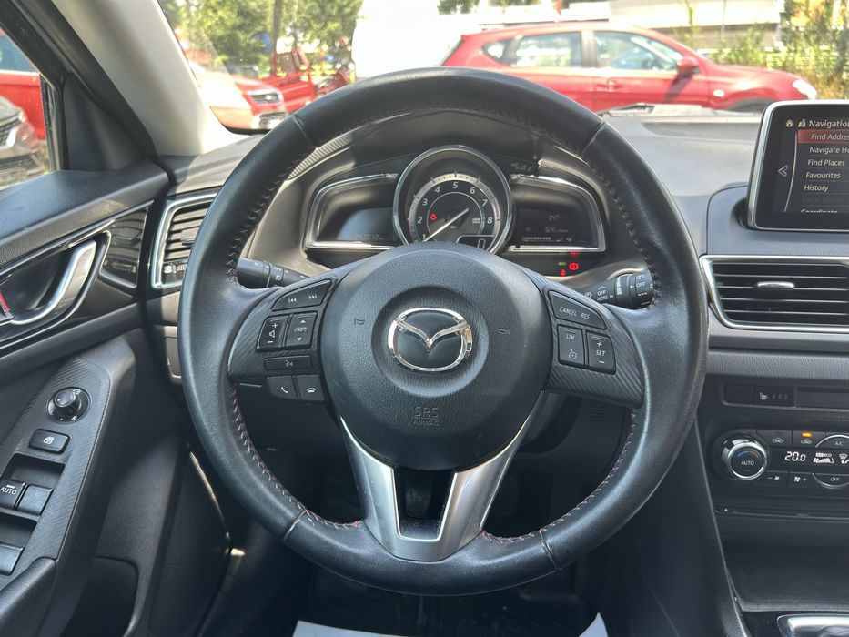 Mazda 3 2.0benzina euro 6 xenon, navi, set roti iarna, rate, garantie!