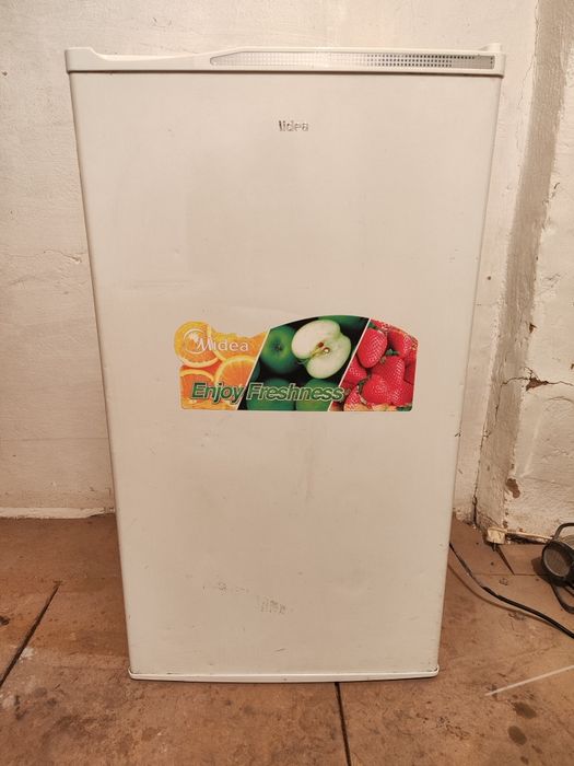 Холодильник рабочий