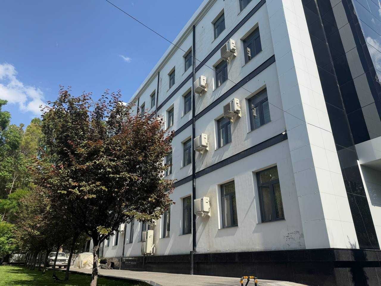 Офисы  в центре Ташкента от 550м2 в Аренду. Айбек (вторая линия)