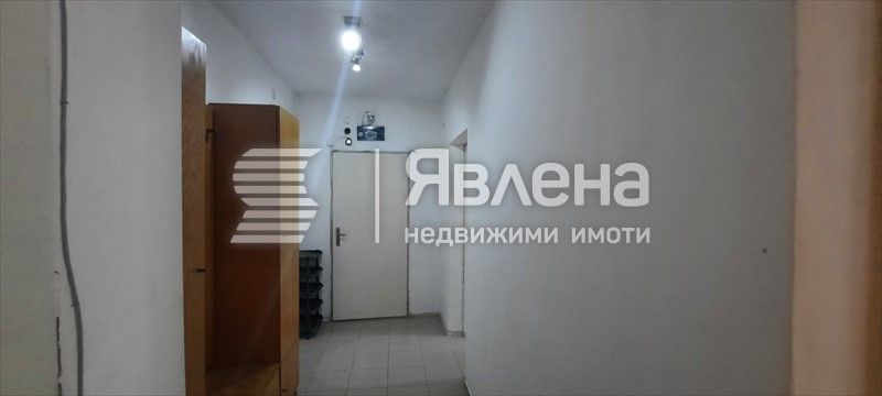 Продава се Четиристаен апартамент в Варна, Централна поща - 103 кв.м за 1797 €/кв.м - Снимка #6