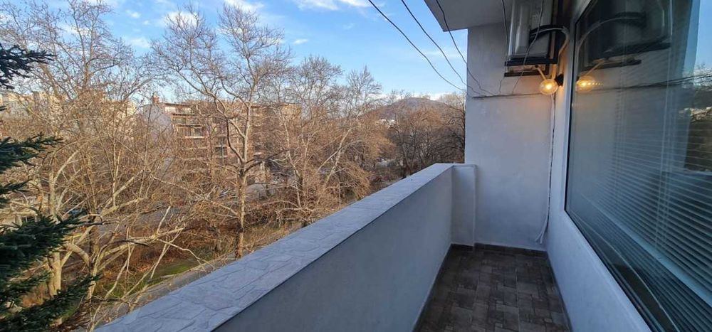 Продава се Тристаен апартамент в Пловдив, Център - 80 кв.м за 1738 €/кв.м - Снимка #12