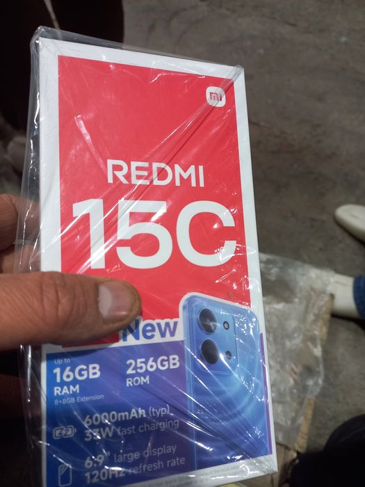 Redmi 15C ideal yangi 256GB hotirasi 8GB aperativkasi .