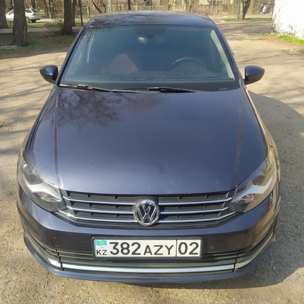 Volkswagen Polo авто