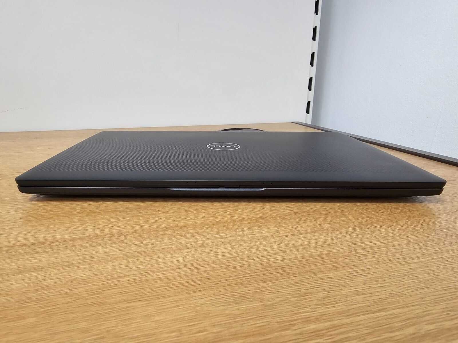 Dell Latitude 7420 Carbon 14'FHD IPS/i5-1135G7/8GB DDR4/256GB SSD нов