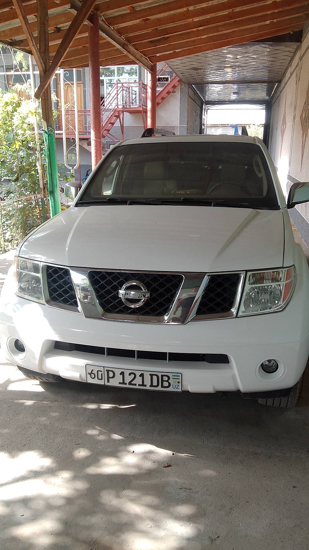 Nissan pathfendor sotiladi