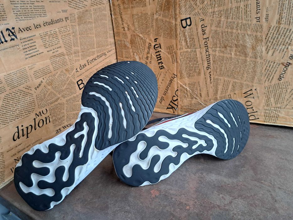 мъжки спортни обувки,маратонки,кецове,ном.44 Nike-като Нови,найк