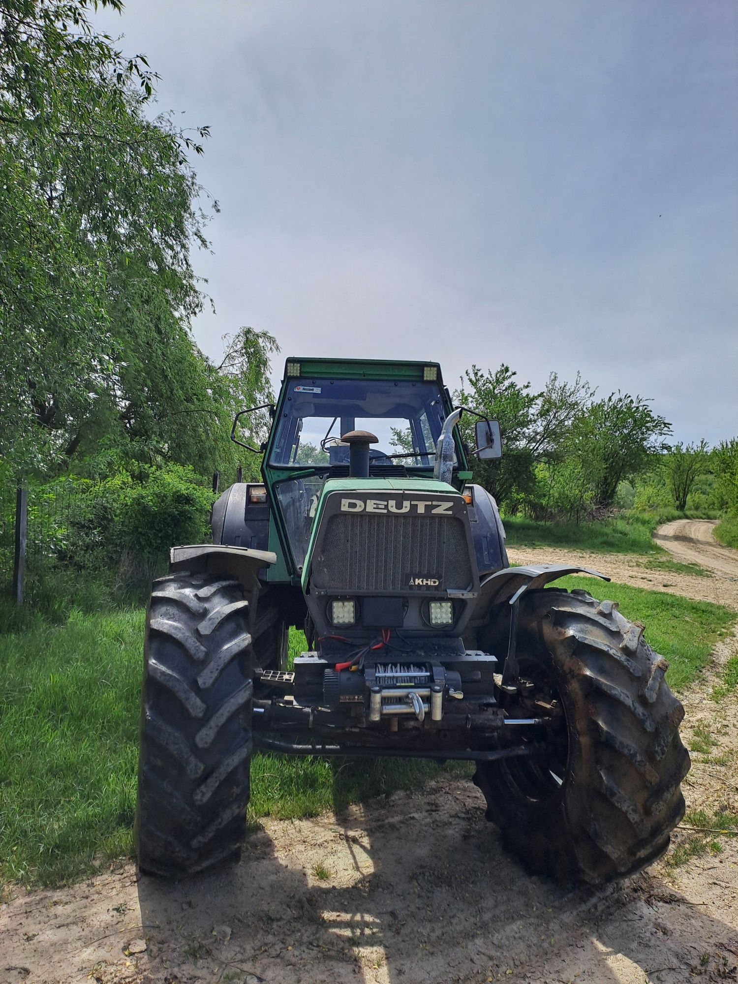 Vând tractor DEUTZ DX 160