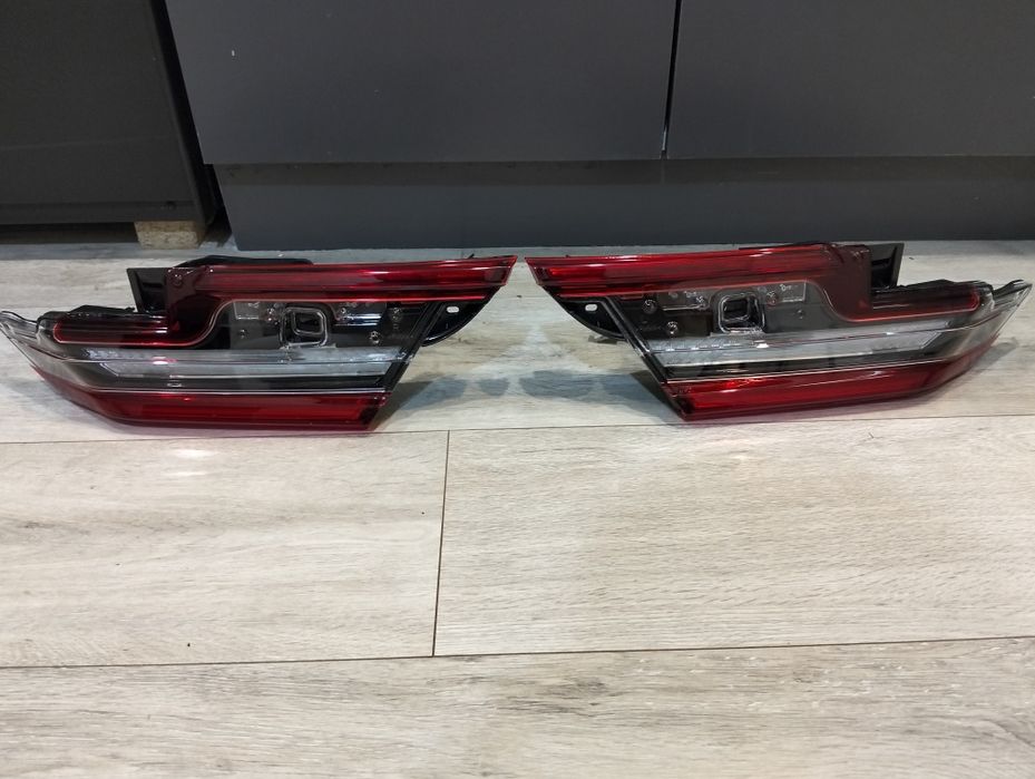 Задние фонари на Toyota Camry 80