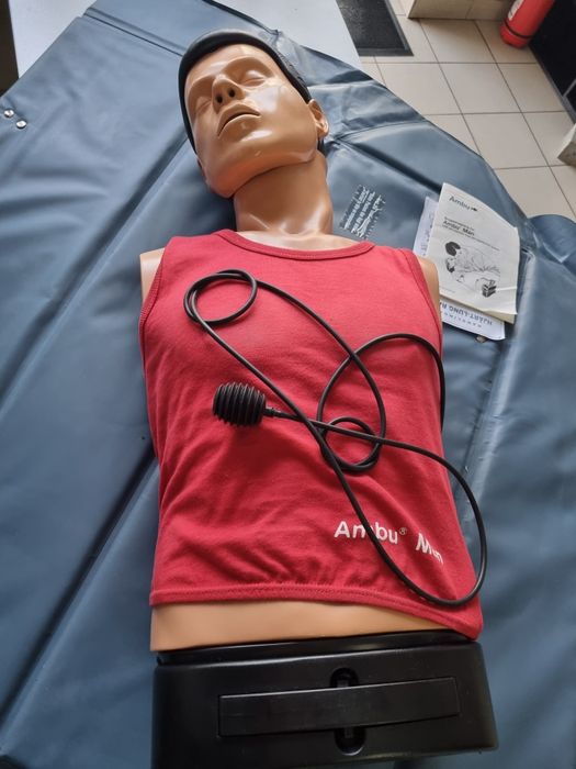 Manechin medical de prim ajutor Ambu Man