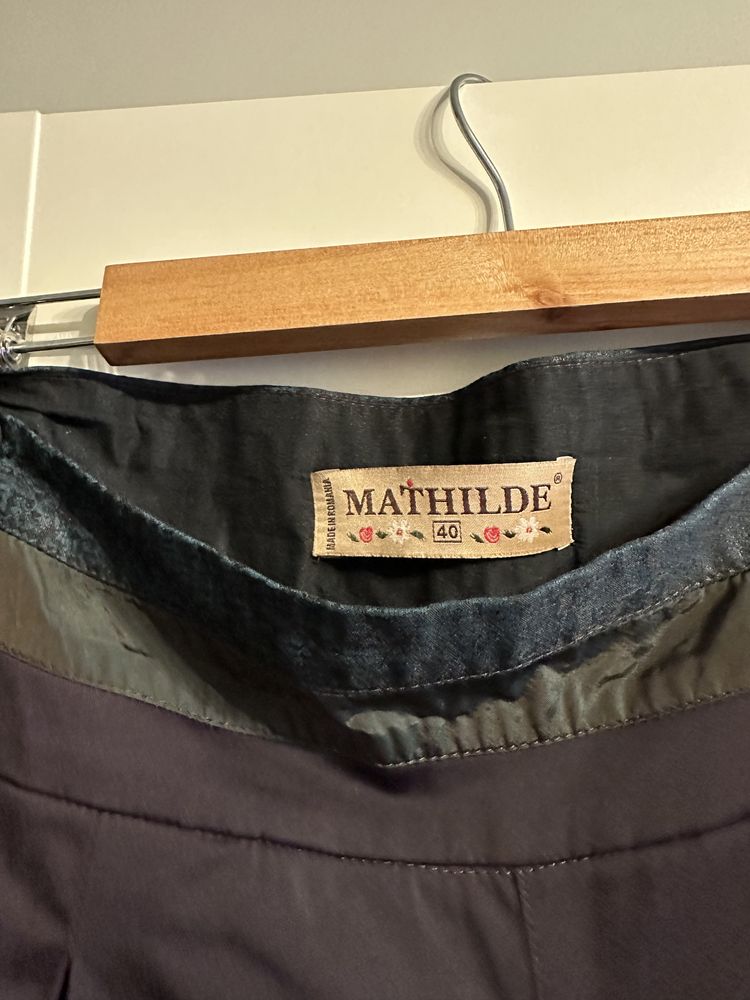 Pantaloni Mathilde, marimea 40