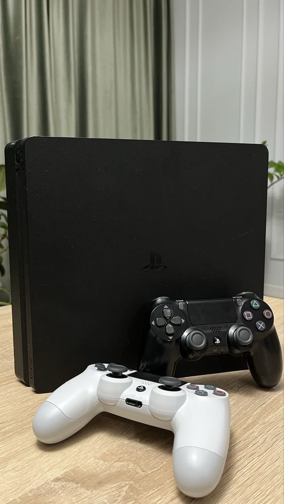 Sony Playstation 4 Slim 1TB | Trade In