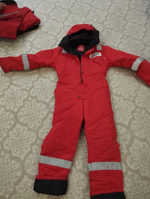 Продаётся спецодежда