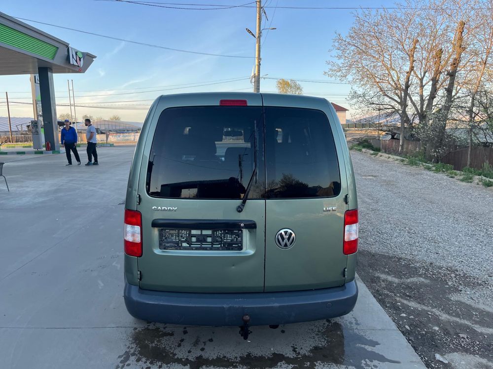 Volkswagen Caddy 5 locuri