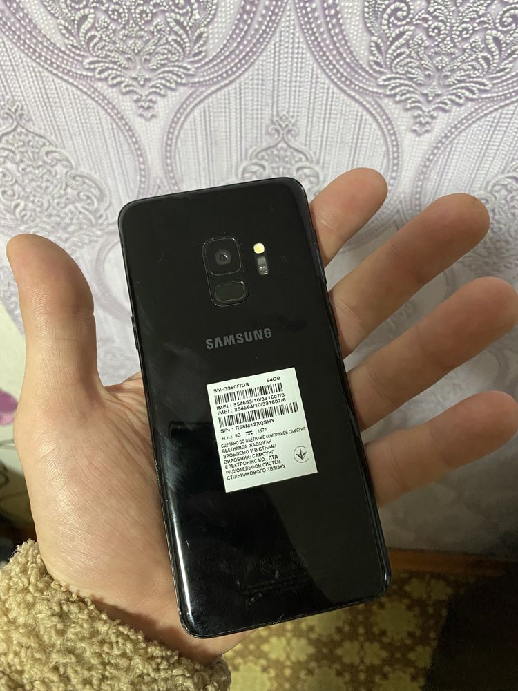 Продам Samsung S9