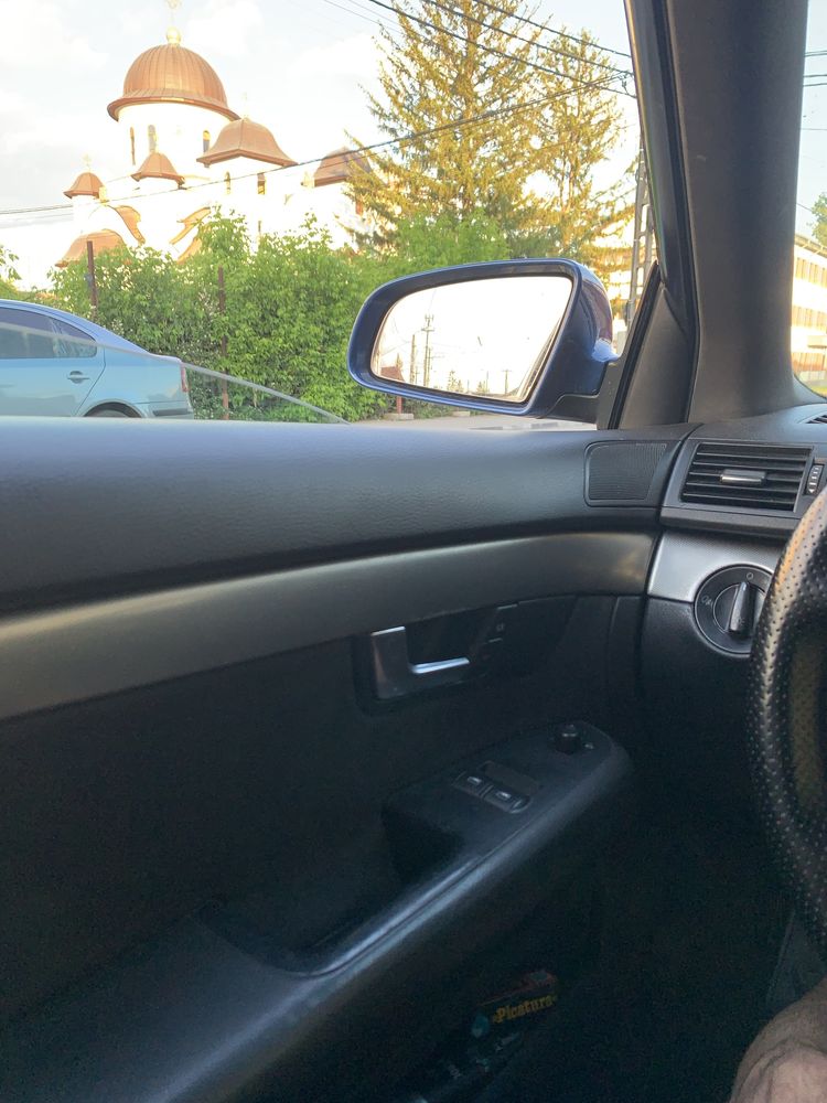 Vând audi a4 b6 1.9 tdi