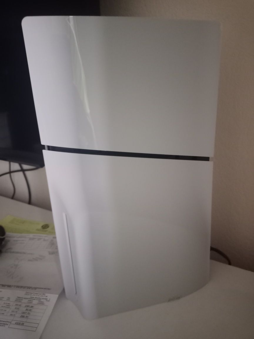 Ps5 slim с дисководом +3 игры+геймпад