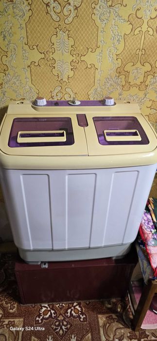 Стиральная машинка ,полуавтомат.