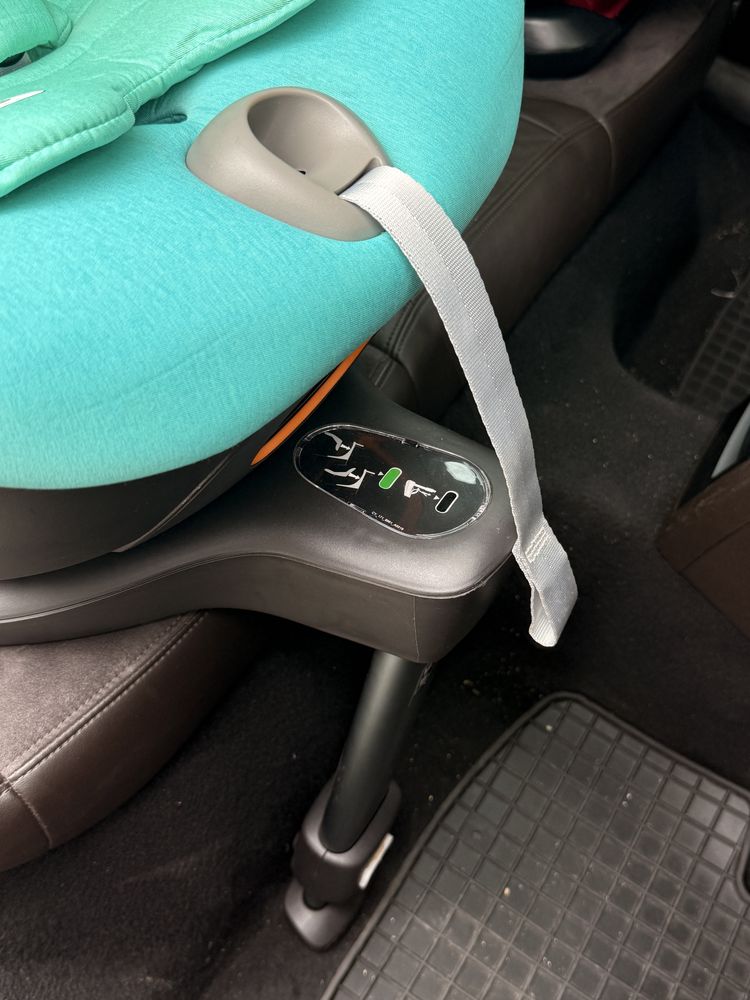Scaun auto GB cu baza isofix