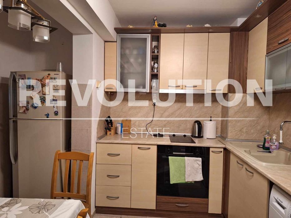 Дава се под наем Двустаен апартамент в Варна, Младост 1 - 65 кв.м за 375 € - Снимка #2