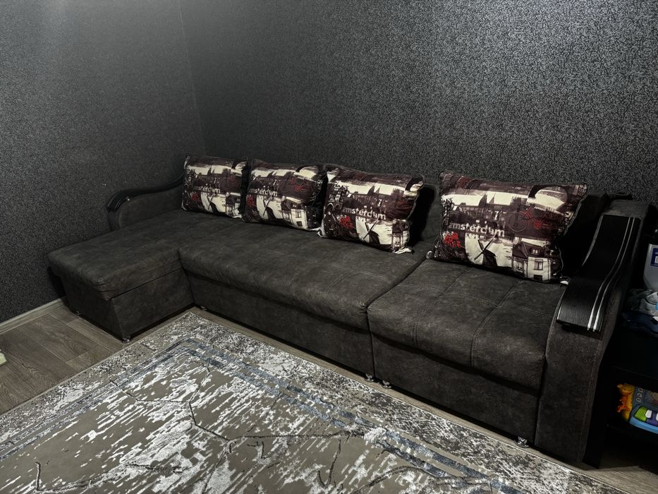 Продается угловой диван