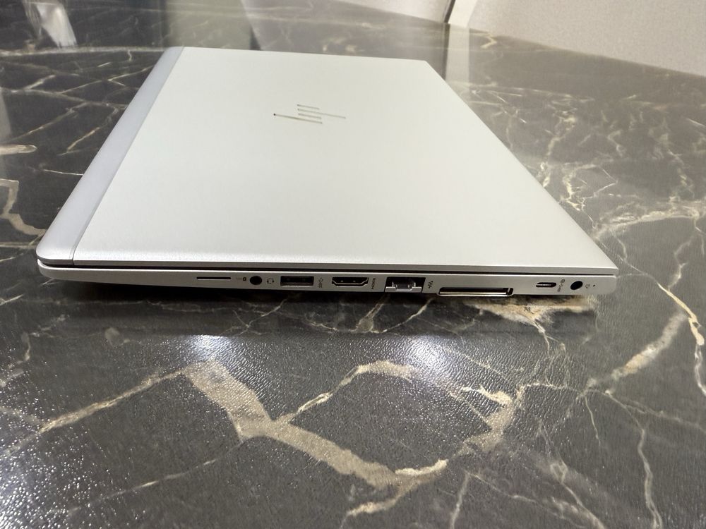HP EliteBook 735 G6. 13,3 IPS FHD. Ryzen 5 PRO. 8/512gb