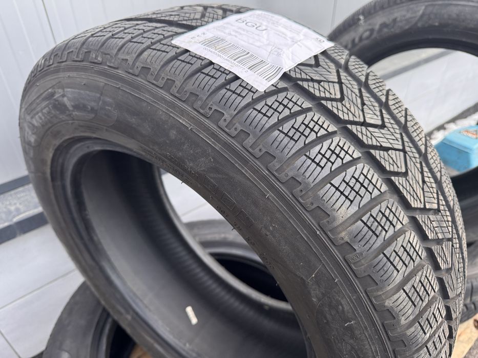 Зимни гуми Pirelli Scorpion 235/60 R18
