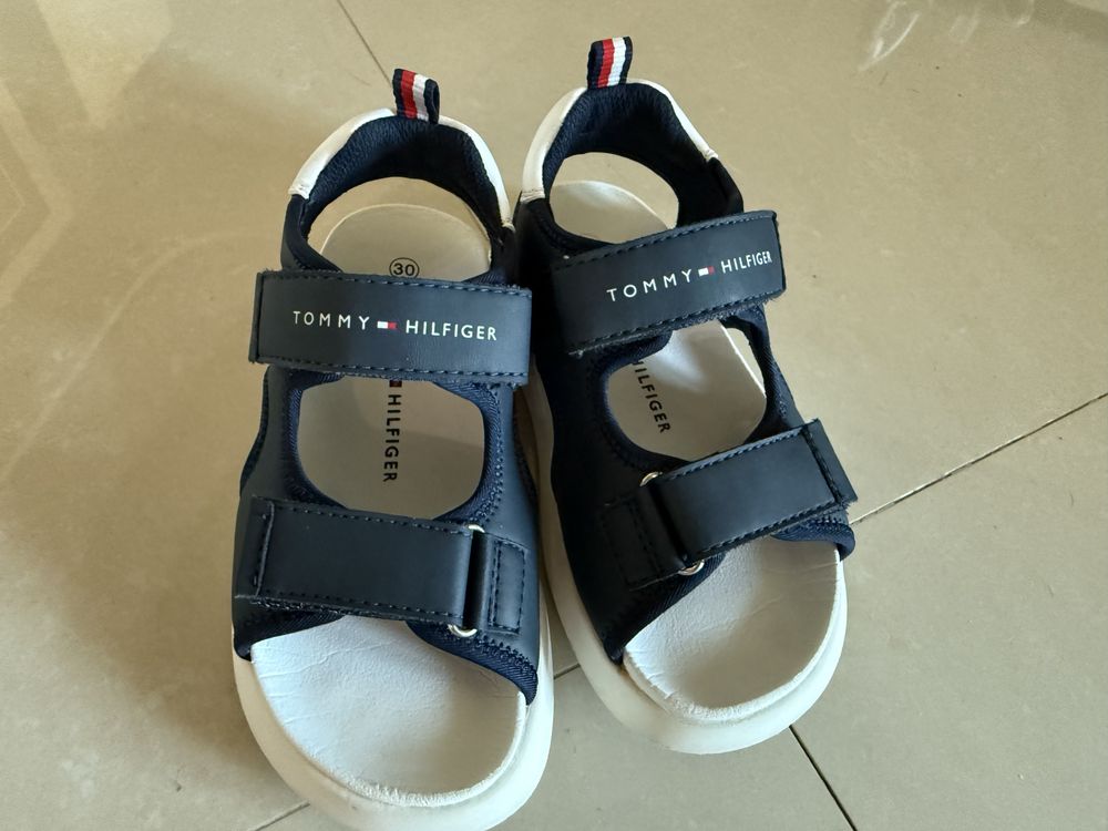 Детски сандали на Tommy Hilfiger
